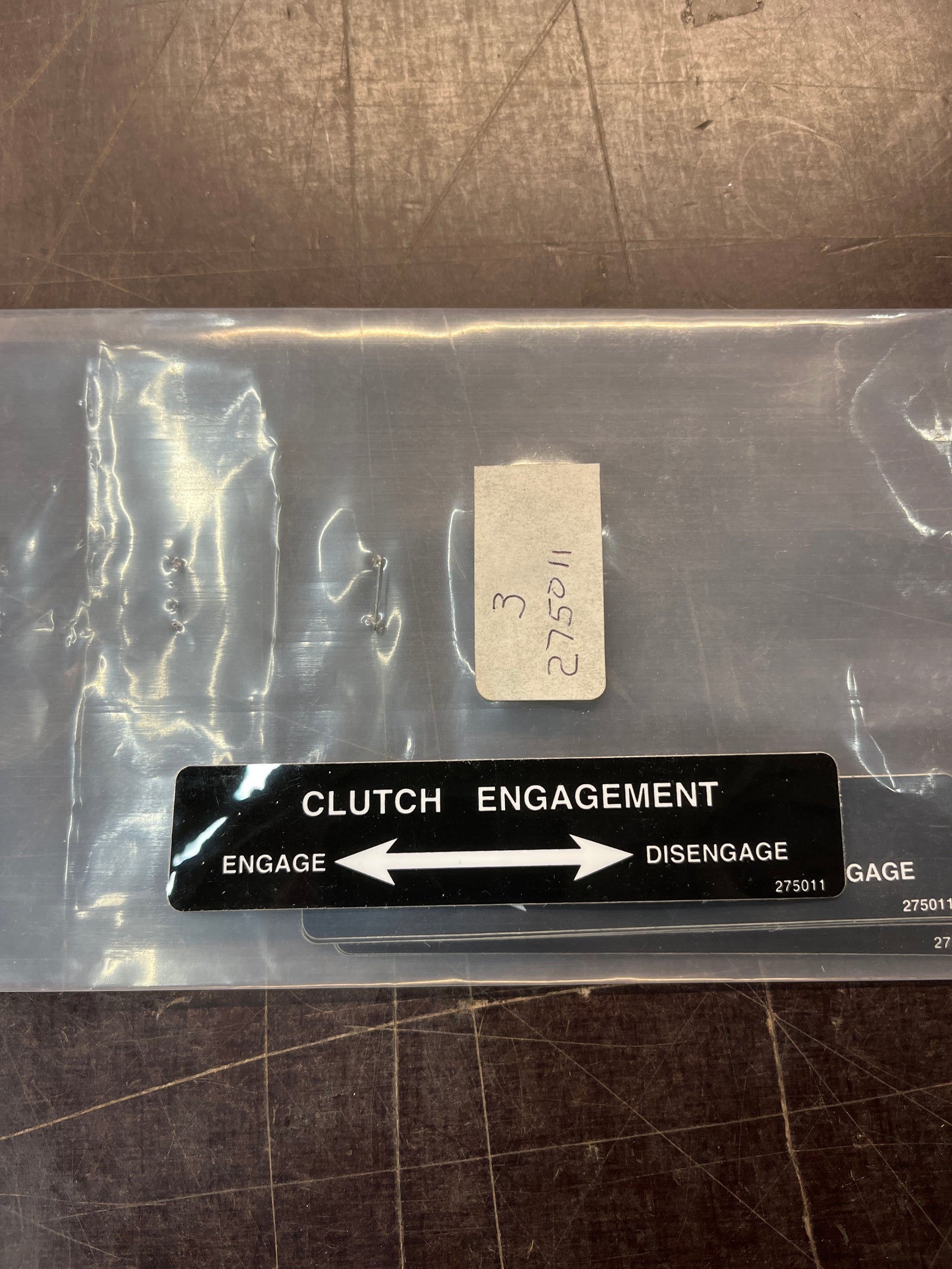275011 - Kunz Clutch Engagement Decal