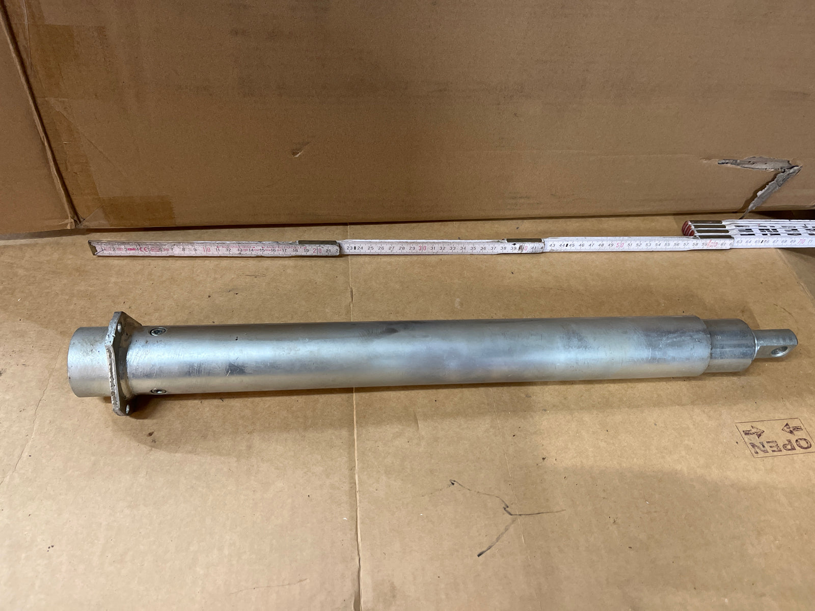 BOS1932 - Bosski electric lift tube assembly (stempel til aktuator)