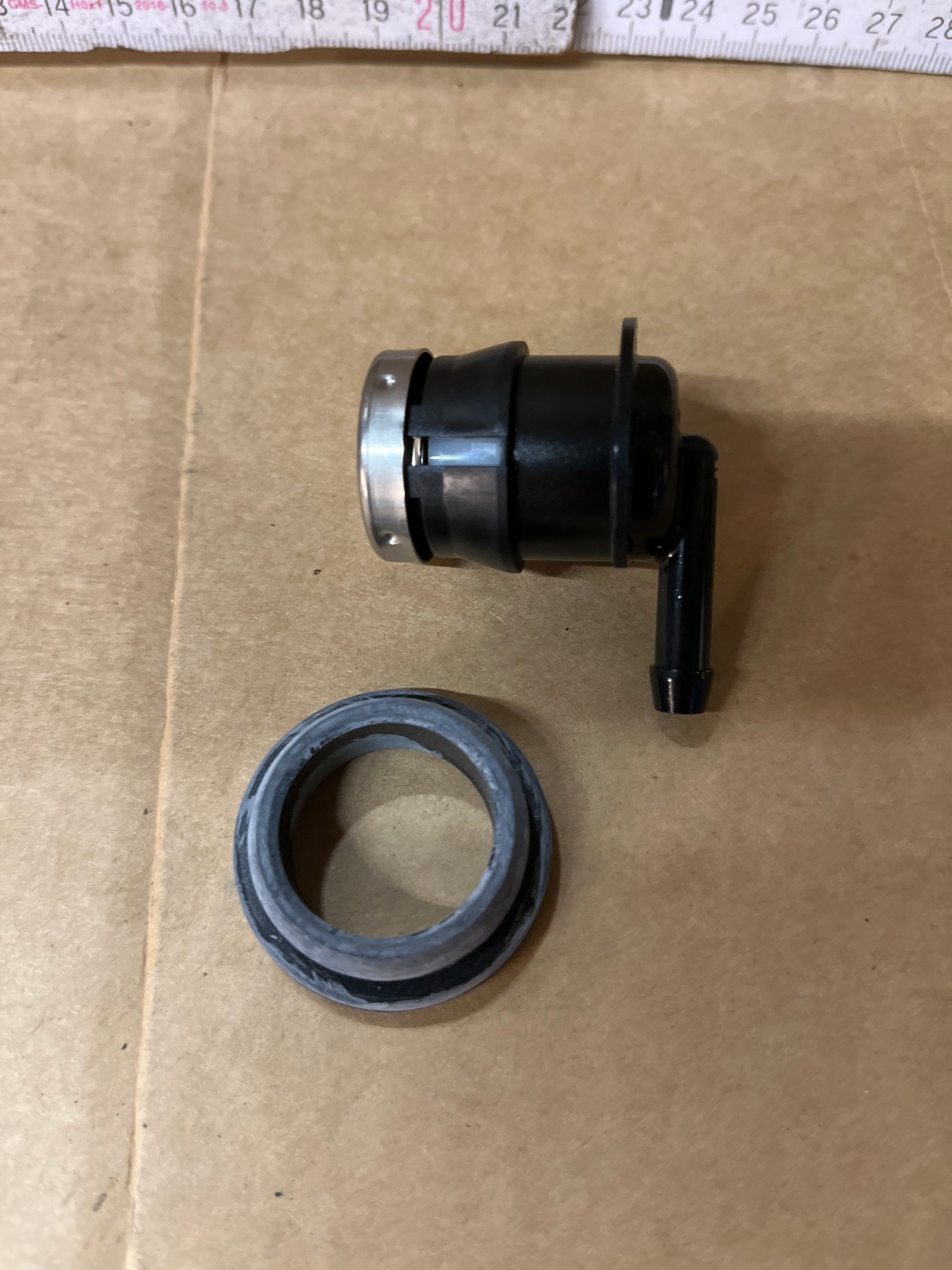 260004 - Roll-Over Valve with Grommet Kit