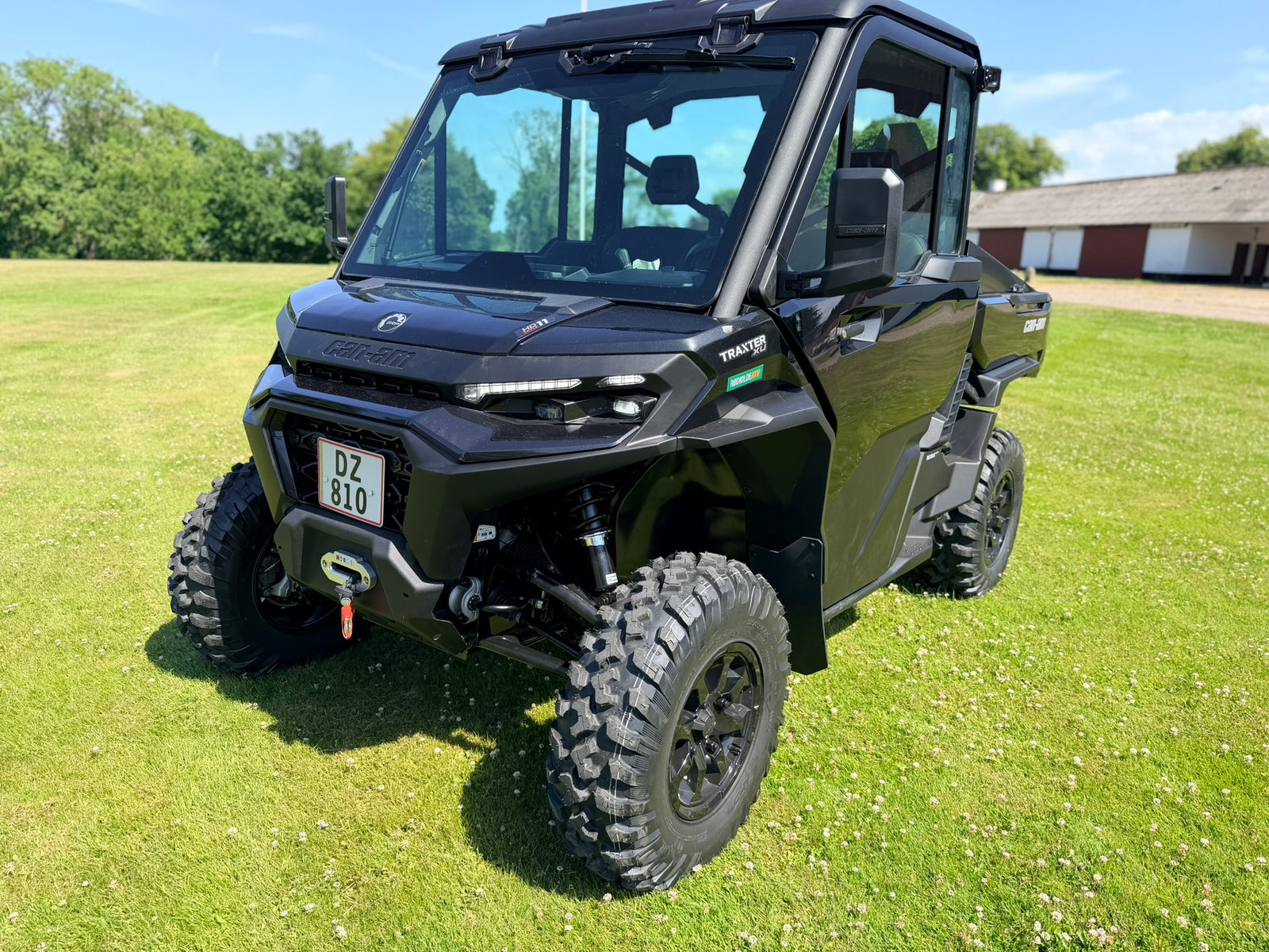 Can-Am Traxter HD11 XU Stealth Black 2026
