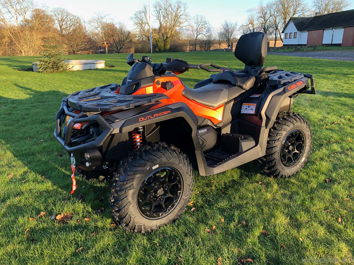 Can-Am Outlander MAX 1000 XT-P 82hk - Orange & Carbon black - (5LMA)