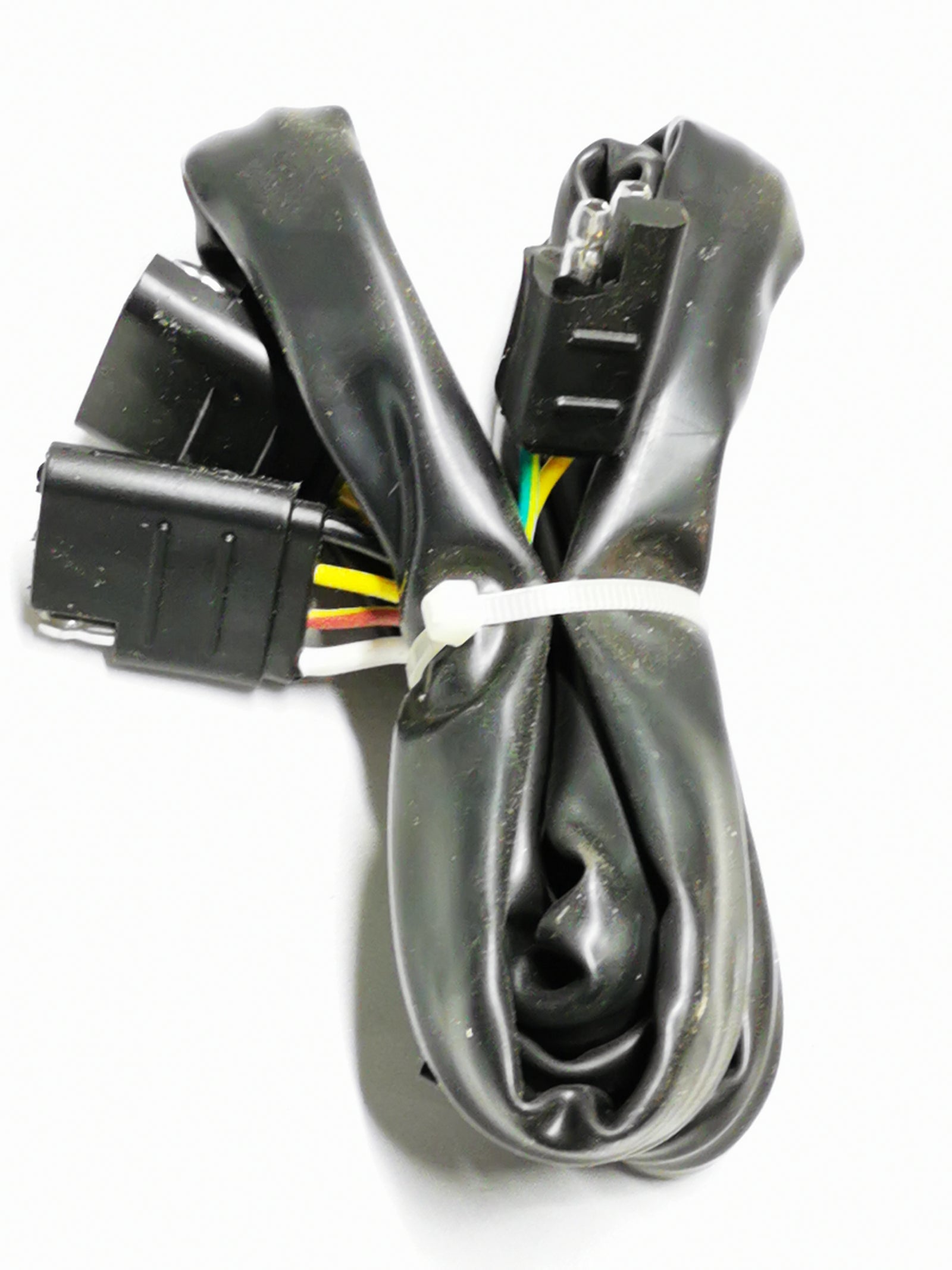 BOS1824 - ATV Wagon ledningssæt til alle UT1600 solgt efter 1. August 2016. 6 polet fladt hanstik stik plus ledning (sidder i trækstang på ATV Wagon og er modpart til BOS1806)