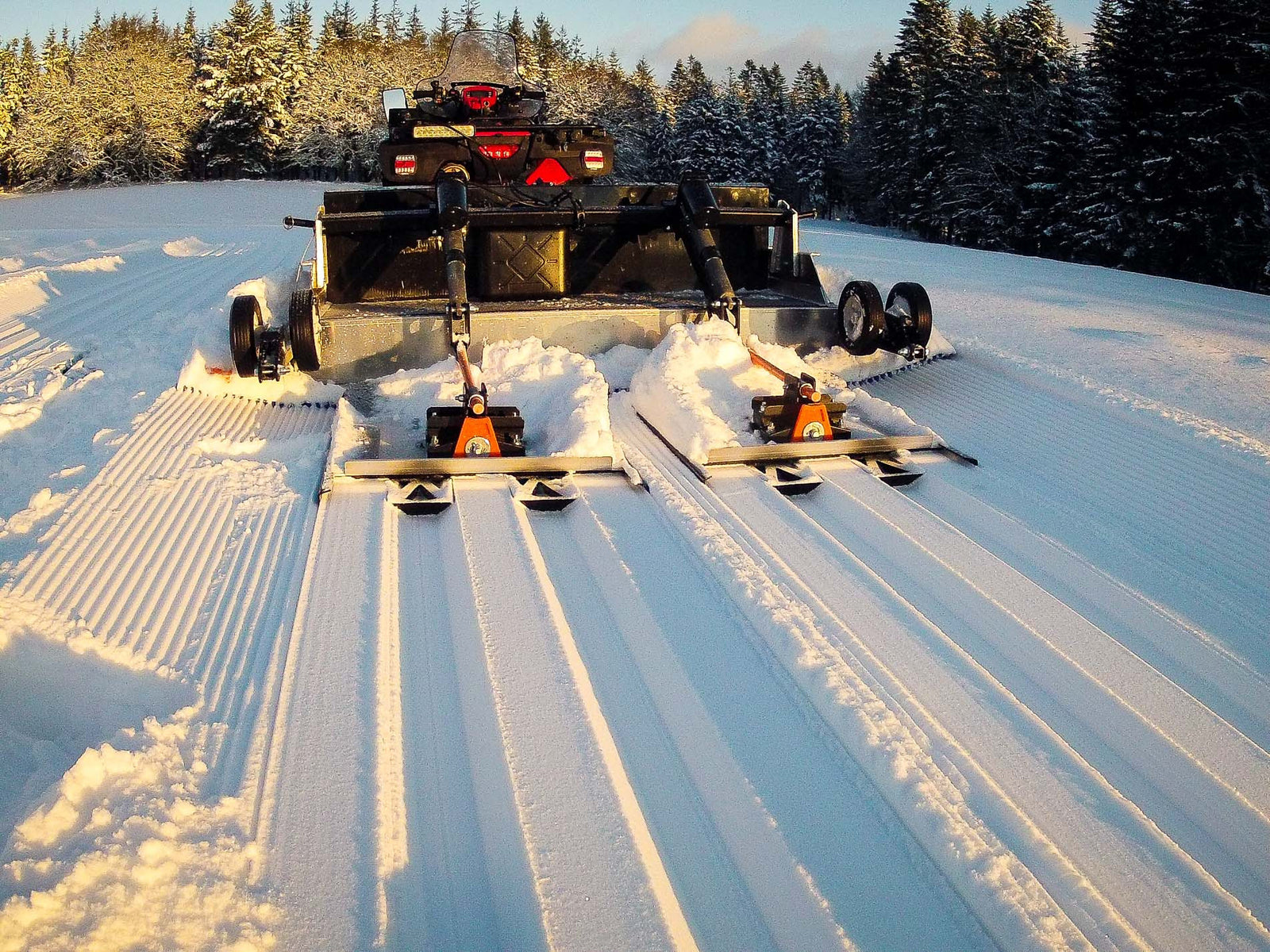 Yellow Ginzu Groomer langrengspormaskine - Rødkilde ATV